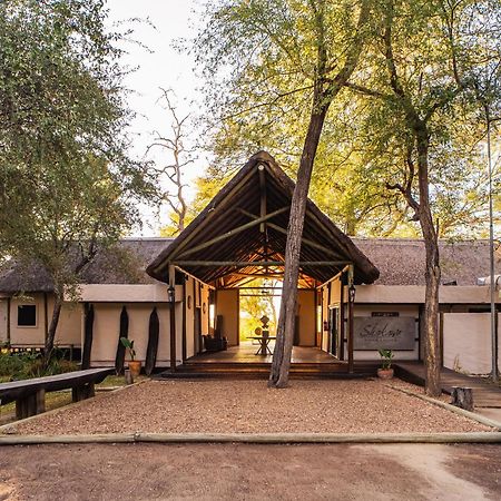 Shakawe River Lodge Exterior foto